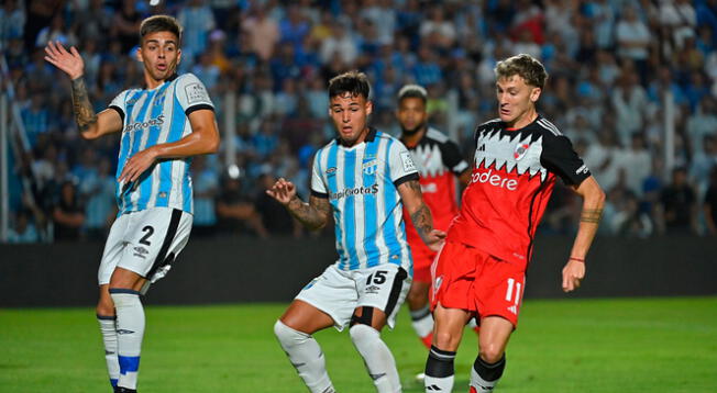 River y Tucumán se enfrentan por Copa de la Liga.