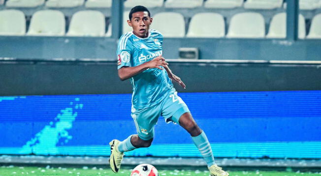 Maxloren Castro debutó profesionalmente con Sporting Cristal.