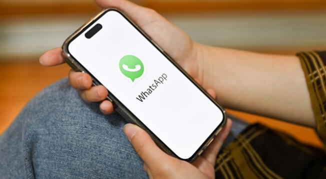 WhatsApp cambió de apariencia en iPhone y ahora las notificaciones son verdes.