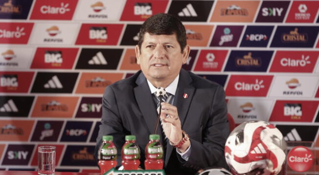 Agustín Lozano, presidente de la Federación Peruana de Fútbol (FPF)