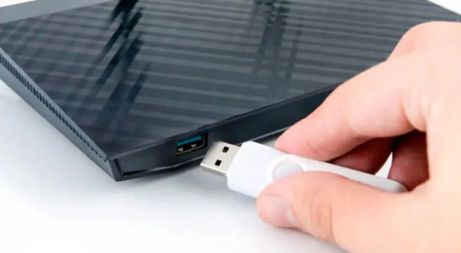 Conoce lo que ocurre si colocas un USB en el puerto de tu router Wifi.