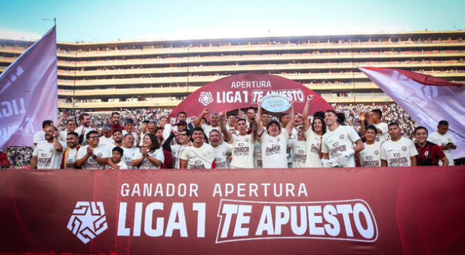 Universitario goleó 4-0 a Los Chankas en el Monumental y ganó el Torneo Apertura.