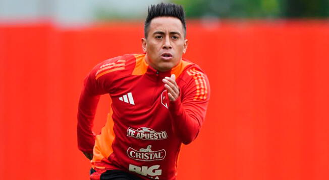 Christian Cueva se encuentra con la selección peruana rumbo a Estados Unidos.