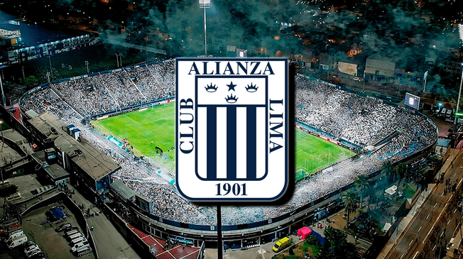 Un hincha de Alianza Lima firmó contrato previo al clásico ante Universitario.