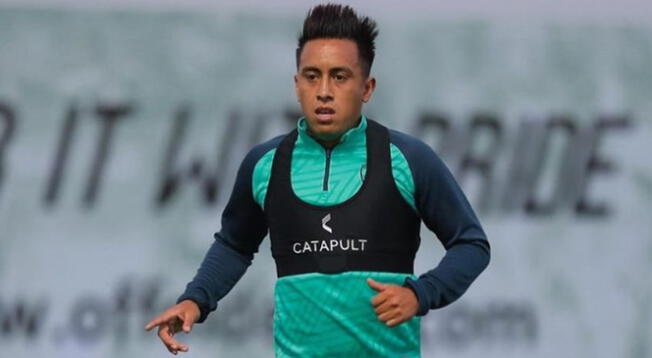 Christian Cueva captó la atención en las redes sociales en pleno Torneo Clausura.