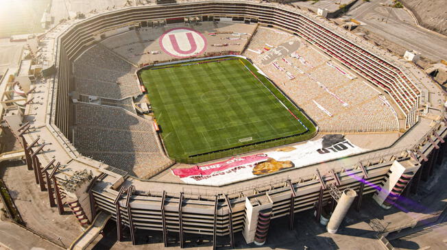 El Estadio Monumental de Ate, la actual casa de Universitario. Es considerado uno de los recintos deportivos más grandes de Sudamérica. El Estadio Monumental de Ate, la actual casa de Universitario. Es considerado uno de los recintos deportivos más grandes de Sudamérica.