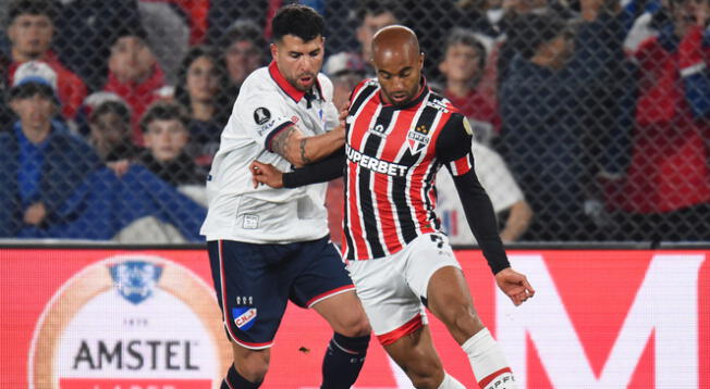 Nacional y Sao Paulo se enfrentaron en el Estadio Gran Parque Central.