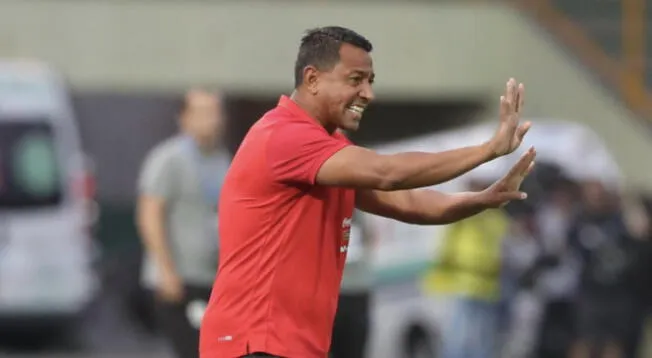 Nolberto Solano dejó de ser técnico de Blyth Spartans