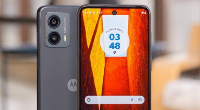 Este Motorola fue lanzado en marzo de 2023, y en la actualidad lo puedes encontrar a precio reducido, a poco más de US $200 dólares.