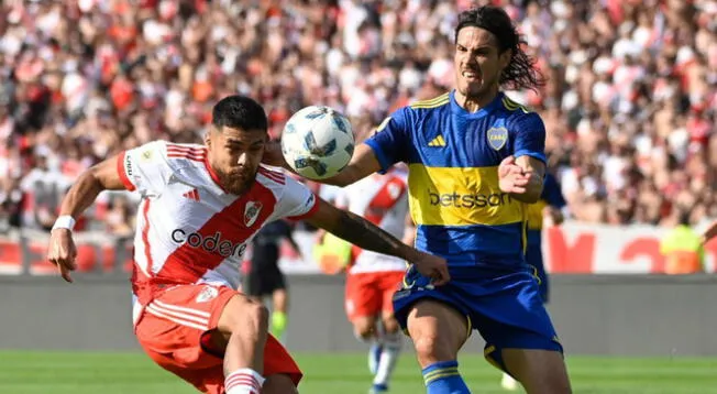 Edinson Cavani y Paulo Díaz volverán a enfrentarse en el superclásico argentino.