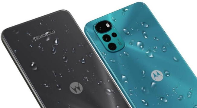 Este Motorola también resiste salpicaduras extremas de agua y tiene una potente batería de 5,000mAh.