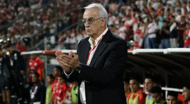 Jorge Fossati es el técnico que hizo debutar a Oliver Sonne en la selección peruana