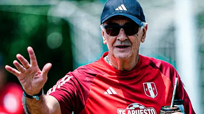 Jorge Fossati ha dirigido 5 partidos oficiales con la selección peruana. Foto: Líbero