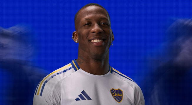 Luis Advíncula fue parte en la presentación de la nueva camiseta de Boca Juniors