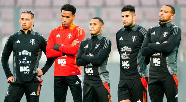 Selección peruana entrena en el Estadio Nacional.