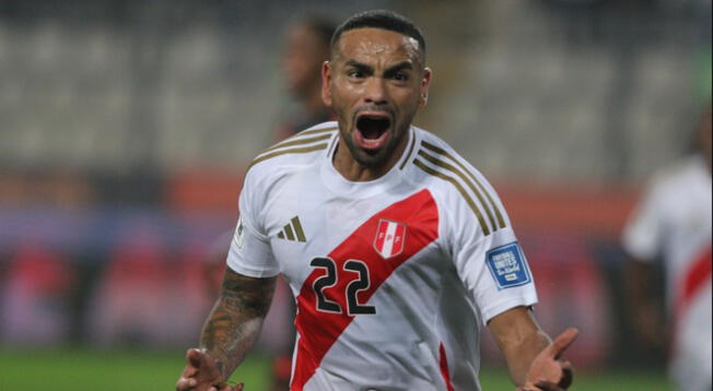 Alexander Callens jugó como carrilero izquierdo ante Uruguay