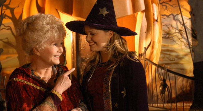 Conoce cómo puedes ver la saga completa de Halloweentown.