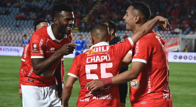 Cienciano superó en el Cusco a Alianza Atlético por el Torneo Clausura.