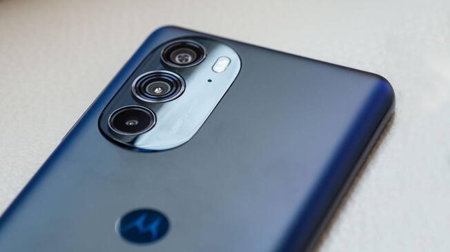 Conoce las características y precio del Motorola Edge 30 PRO 5G, el gama alta más potente y barato de Motorola que fue lanzado en 2022