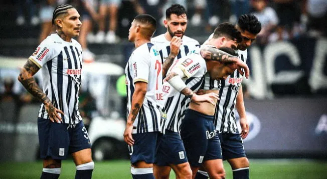 Jugador con contrato vigente en Alianza Lima sorprende al lucir camiseta de club histórico. Jugador con contrato vigente en Alianza Lima sorprende al lucir camiseta de club histórico.