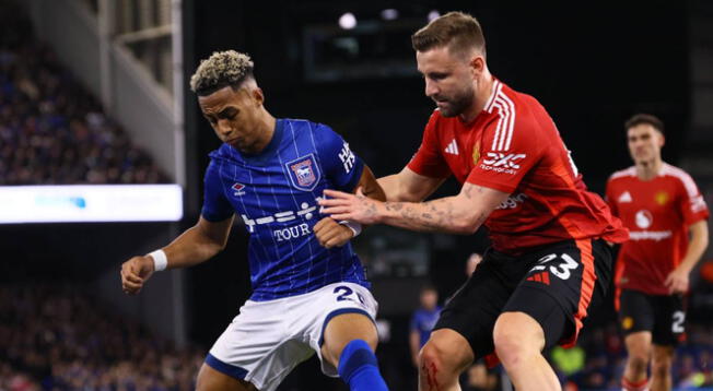 Manchester United igualó 1-1 ante Ipswich Town por la Premier League.