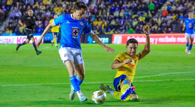 América se enfrentó a Cruz Azul en el Estadio Ciudad de los Deportes.