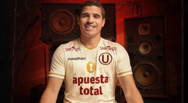 Universitario presentó su camiseta para la temporada 2025.