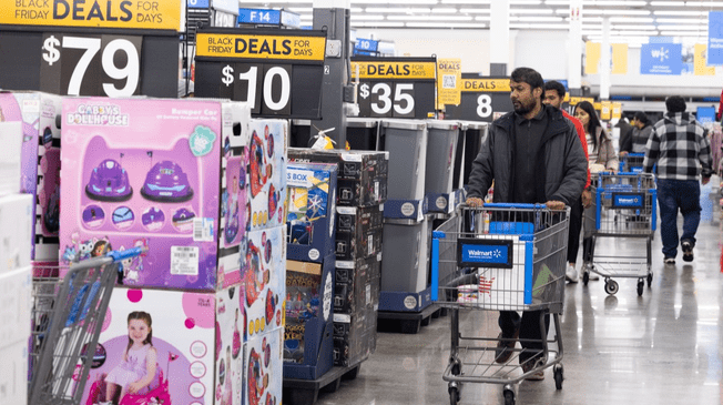 Conoce si Walmart abrirá a fin de año.