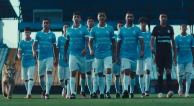 Sporting Cristal volverá al cuello camisero en su camiseta para la temporada 2025.