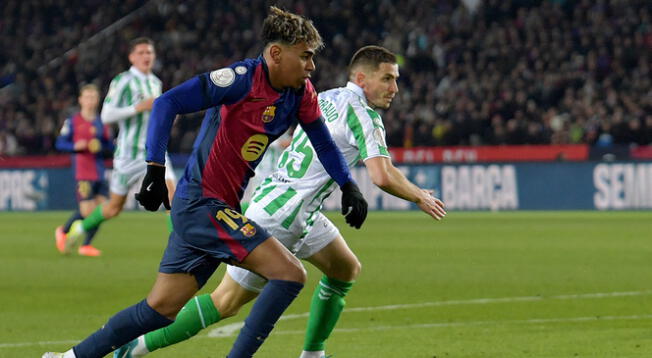 Barcelona y Real Betis afrontaron su partido en el Estadio Olímpico de Montjuic.