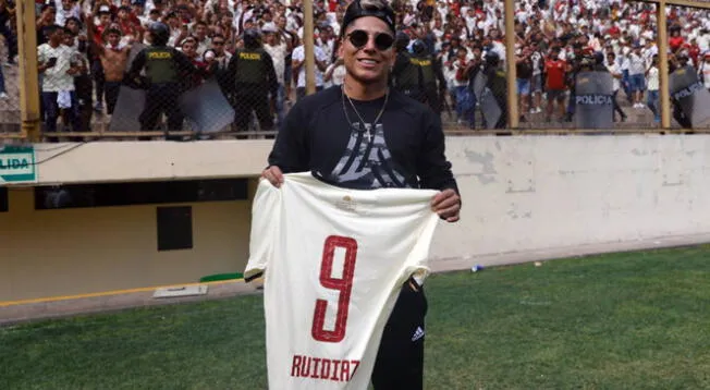 Raúl Ruidíaz quiere jugar en Universitario.