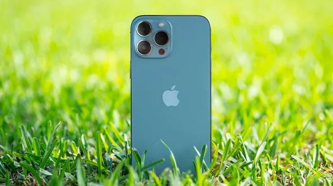 Esta es la ficha técnica del iphone 13 pro max, el gama alta que supera al Galaxy S25 ULTRA de Samsung.