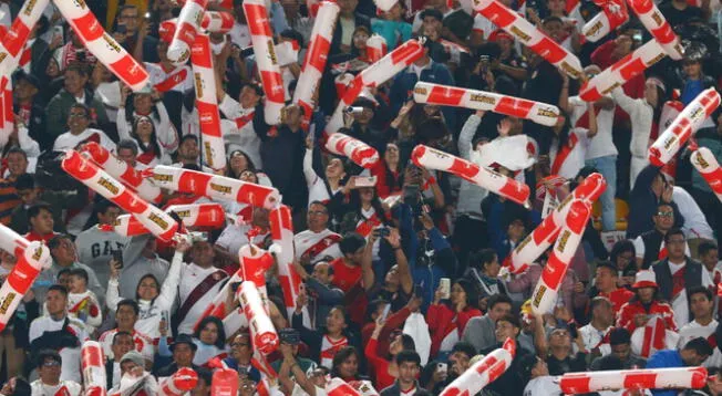 Entrenador se refirió a la crisis del fútbol en la selección peruana.