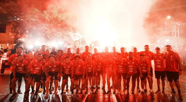 El banderazo de la selección peruana El banderazo de la selección peruana