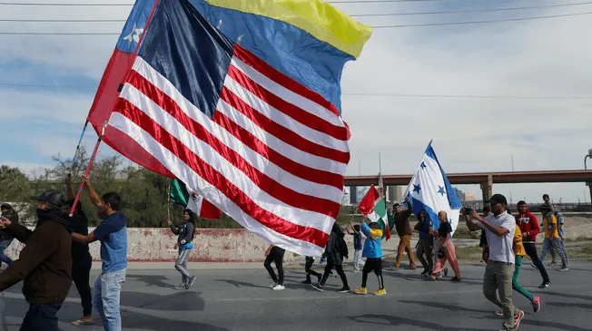 Venezolanos y cubanos con Green Card podrían quedar fuera de EE.UU. Venezolanos y cubanos con Green Card podrían quedar fuera de EE.UU.