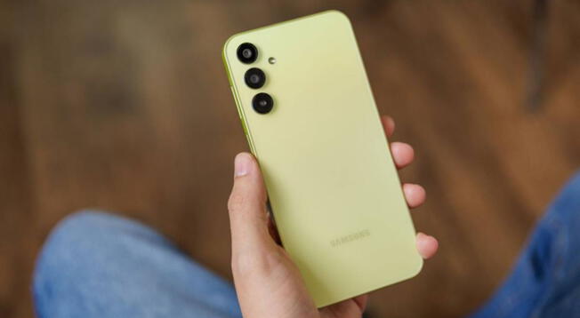El Samsung Galaxy A15 5G es el gama media más barato que puedes encontrar y aquí sabrás por qué fue el teléfono Android más vendido en 2025. El Samsung Galaxy A15 5G es el gama media más barato que puedes encontrar y aquí sabrás por qué fue el teléfono Android más vendido en 2025.
