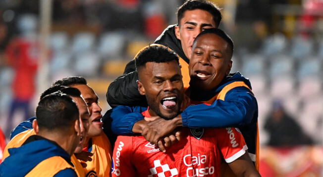 Cienciano ganó 3-1 a Caracas en Cusco por la Copa Sudamericana Cienciano ganó 3-1 a Caracas en Cusco por la Copa Sudamericana