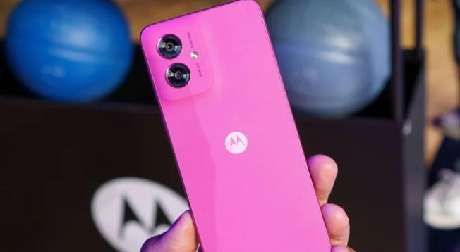 Este poderoso teléfono de Motorola se lanzó en el 2024 y tiene precio accesible. Este poderoso teléfono de Motorola se lanzó en el 2024 y tiene precio accesible.