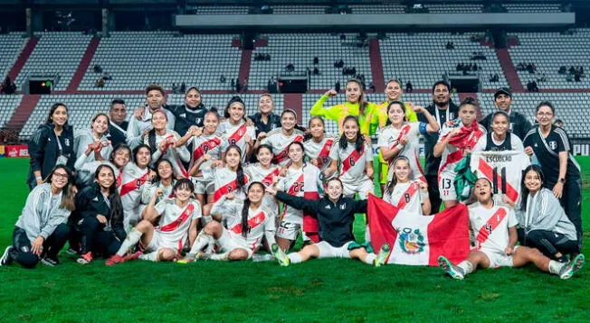 La selección peruana femenina sub 17 busca los cupos al Mundial. La selección peruana femenina sub 17 busca los cupos al Mundial.