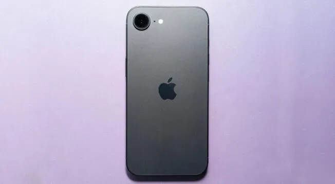 El iPhone 16e es uno de los gama alta más baratos de Apple y tiene especificaciones resaltantes. El iPhone 16e es uno de los gama alta más baratos de Apple y tiene especificaciones resaltantes.