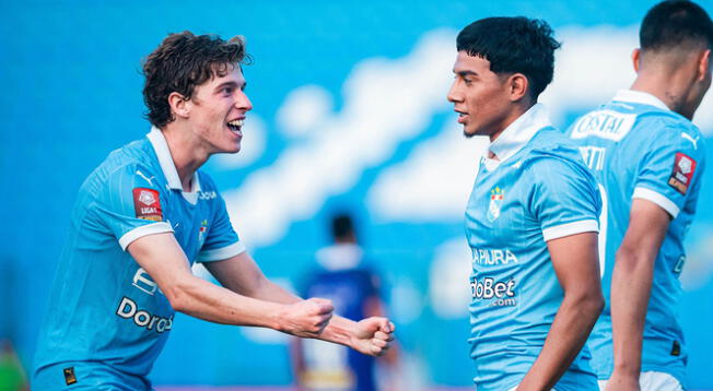 Sporting Cristal sigue en la lucha por el título del Torneo Apertura 2025. Sporting Cristal sigue en la lucha por el título del Torneo Apertura 2025.