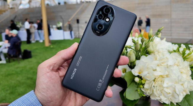 El HONOR 200 Pro es uno de los smartphones de gama media más potentes del mundo y supera en todo al Xiaomi 14T Pro. El HONOR 200 Pro es uno de los smartphones de gama media más potentes del mundo y supera en todo al Xiaomi 14T Pro.
