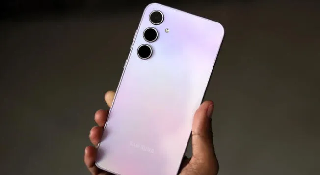 Este celular de gama media tiene precio competitivo y su ficha técnica es asombrosa. Este celular de gama media tiene precio competitivo y su ficha técnica es asombrosa.