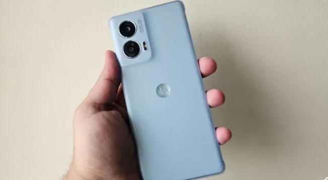 Celular de Motorola de gama media tiene potente cámara. Celular de Motorola de gama media tiene potente cámara.
