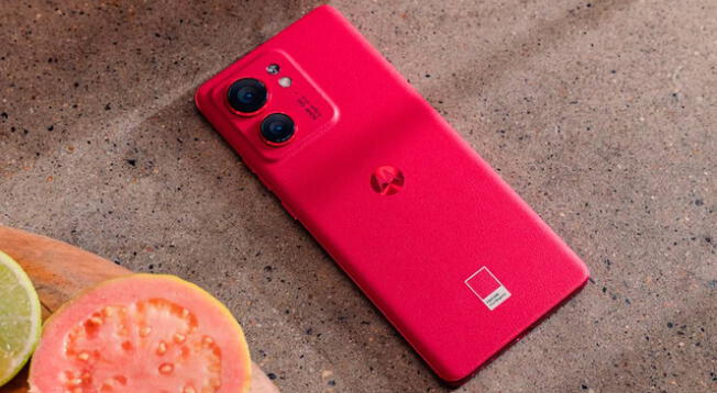El Motorola Edge 40 es uno de los teléfonos de gama media más potentes y baratos. Además es resiste al agua y tiene procesador gamer. El Motorola Edge 40 es uno de los teléfonos de gama media más potentes y baratos. Además es resiste al agua y tiene procesador gamer.