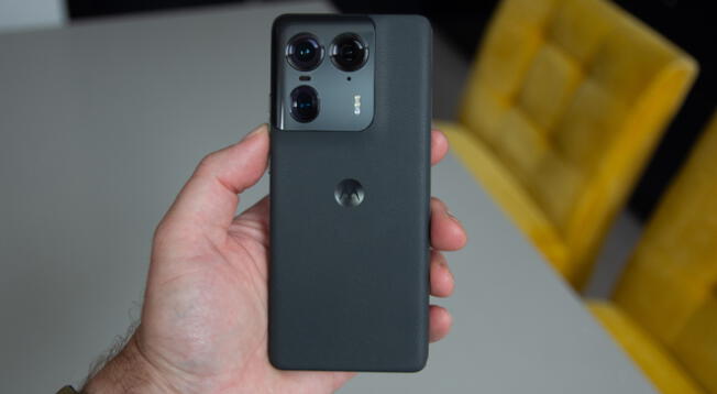 El Motorola que demuestra ser bastante mejor que el Xiaomi 14 Pro. El Motorola que demuestra ser bastante mejor que el Xiaomi 14 Pro.