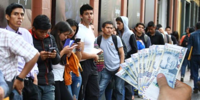 Peruanos podrán acceder al bono 820 soles de EsSalud. Peruanos podrán acceder al bono 820 soles de EsSalud.