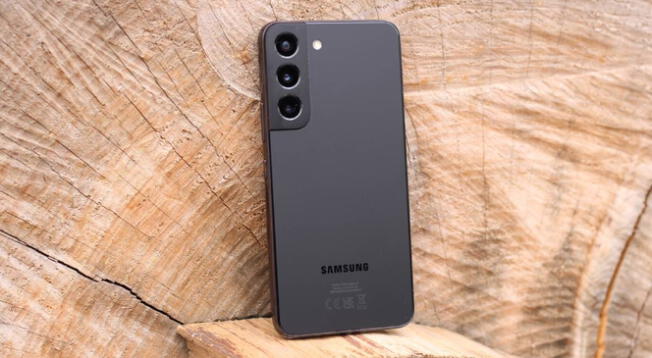 El Galaxy S22 5G Samsung es mucho más barato que el Galaxy A56 y es más potente por ser de gama alta. El Galaxy S22 5G Samsung es mucho más barato que el Galaxy A56 y es más potente por ser de gama alta.