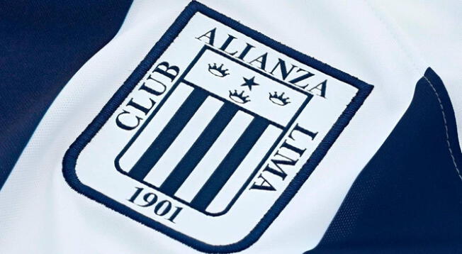 Alianza Lima firmó oficialmente nuevo acuerdo. Alianza Lima firmó oficialmente nuevo acuerdo.