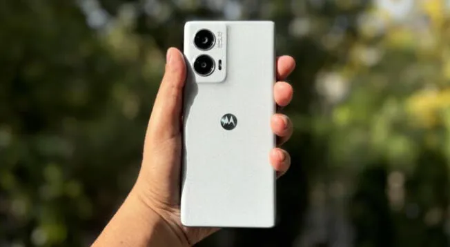 Para muchos entendidos este celular de Motorola es uno de los mejores gama media existentes. Para muchos entendidos este celular de Motorola es uno de los mejores gama media existentes.
